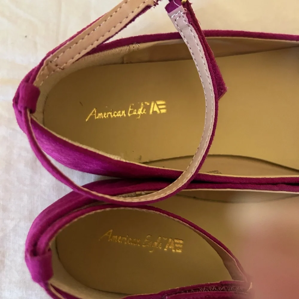 American Eagle Girls’ Ballerina-Style Flats With Ankle Strap Size 3-NWOT
